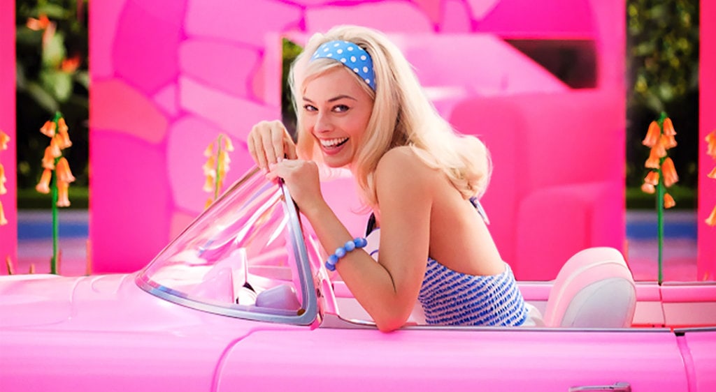 Margot Robbie's Gravity-Defying Foot Scene in the Barbie Movie